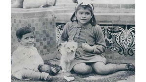 মাত্র ৫ বছর বয়সে সন্তান জন্ম দেয় যে শিশু